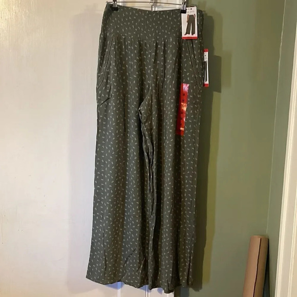 Three Dots Ladies' Pant Wide Leg NWT Green Medium - Picture 1 of 7